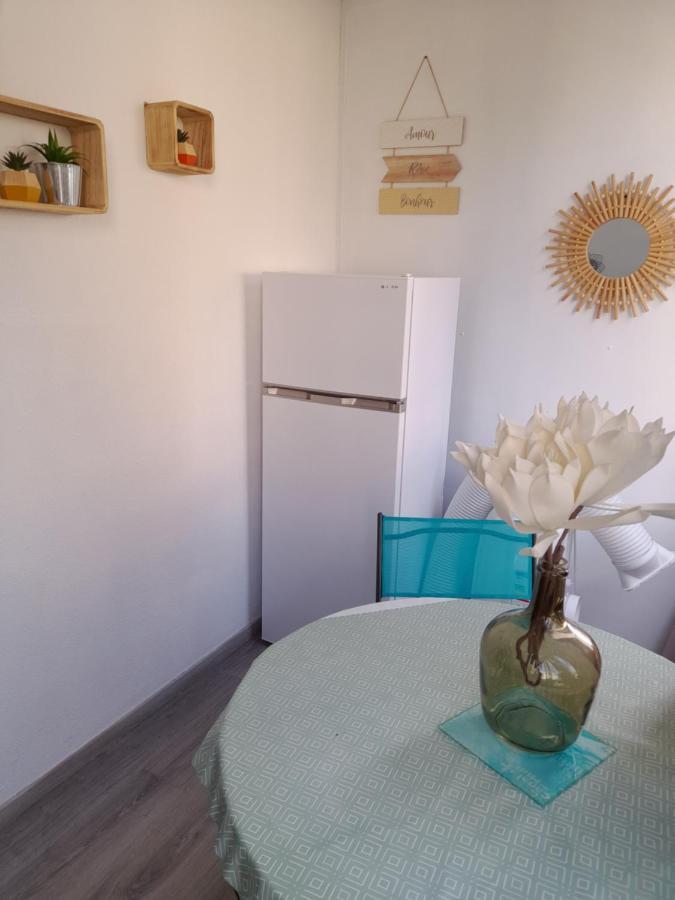 Studio Cabine Avec Loggia แอกด์ ภายนอก รูปภาพ